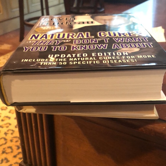 Book - Picture 7 of 7